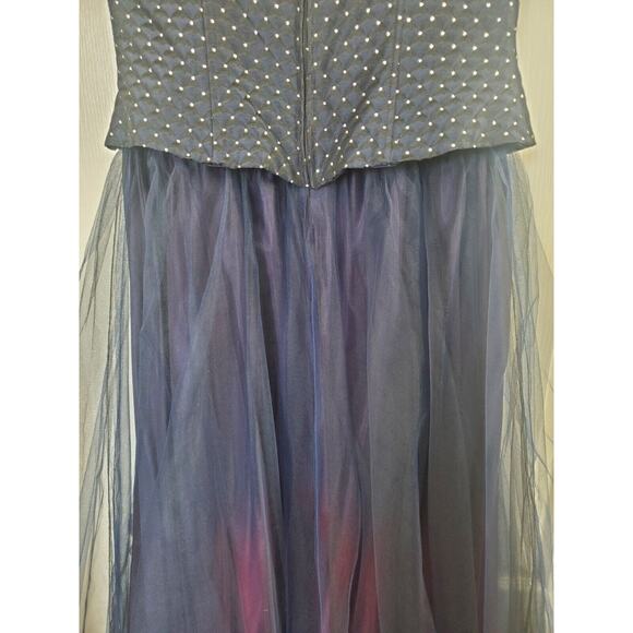 Niki by Niki Livas Vintage Navy Ombre Tulle Sparkly Formal Dress Gown, Size 12 - Picture 14 of 15